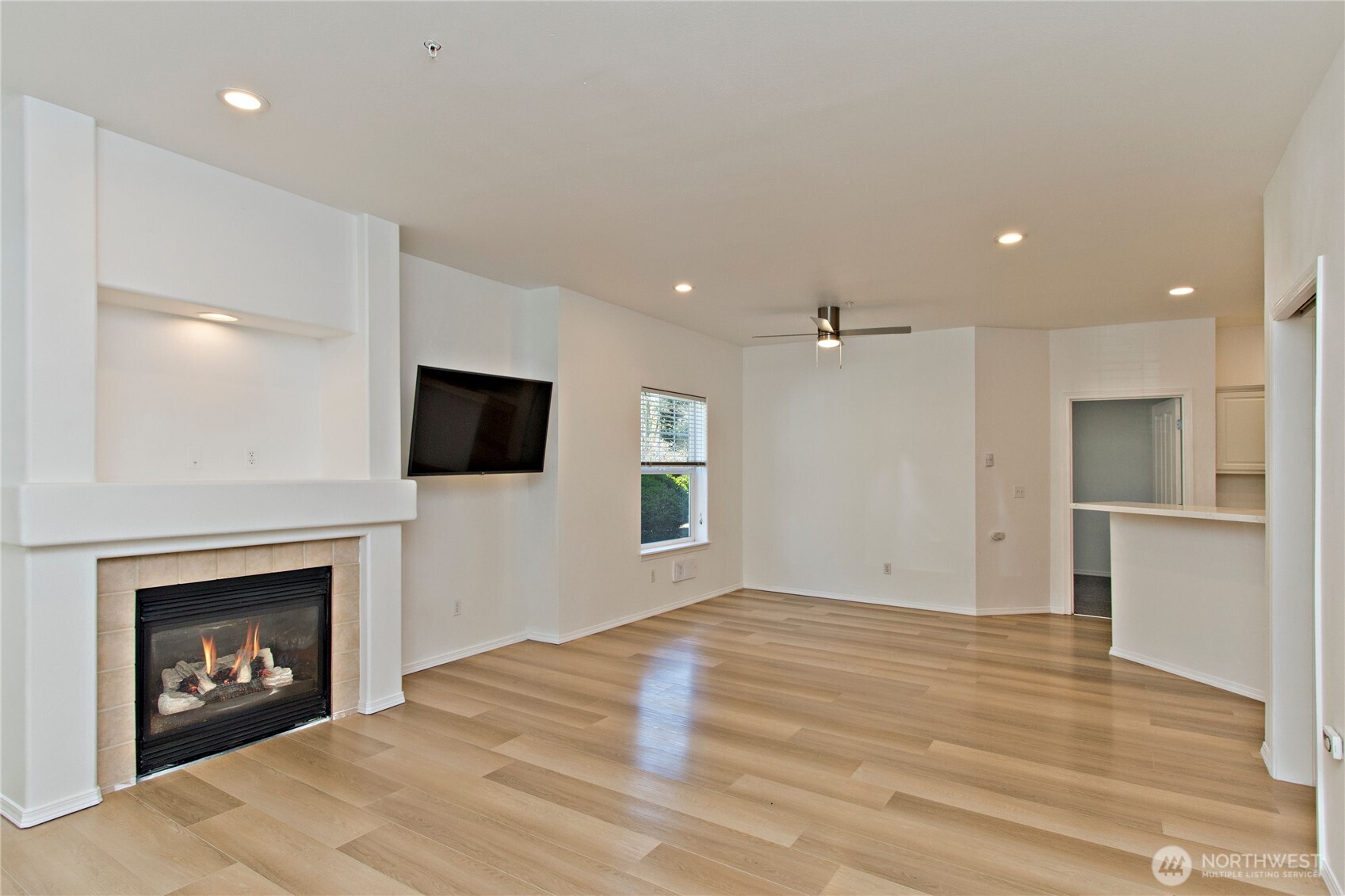 1920 Spencer Court B13