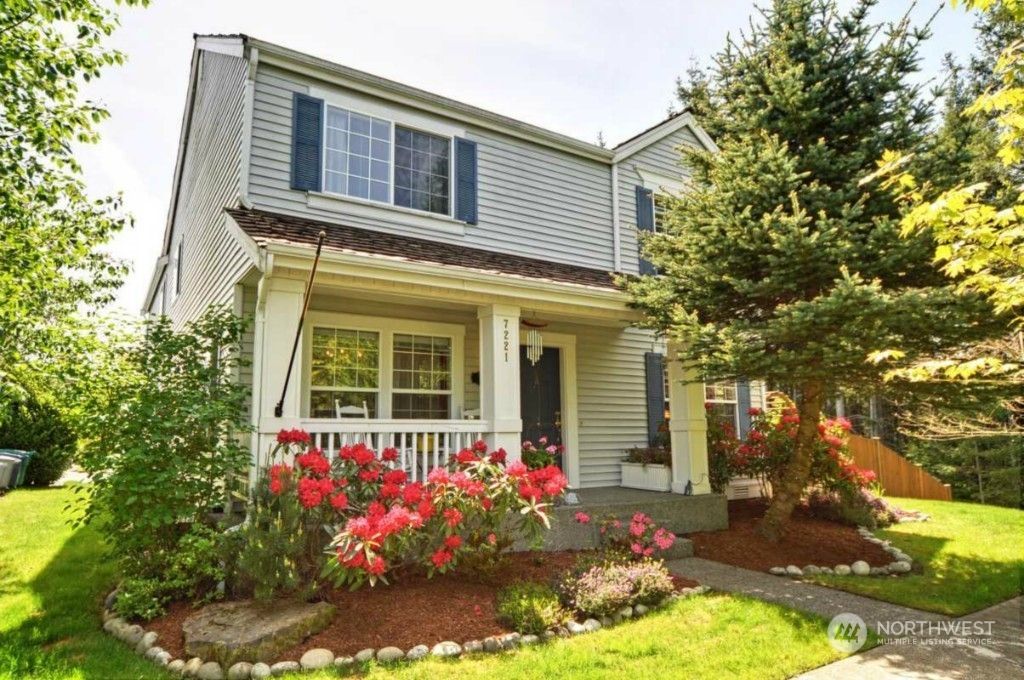 Photo of 7221 Autumn Avenue SE, Snoqualmie, WA 98065 (MLS # 2212520)