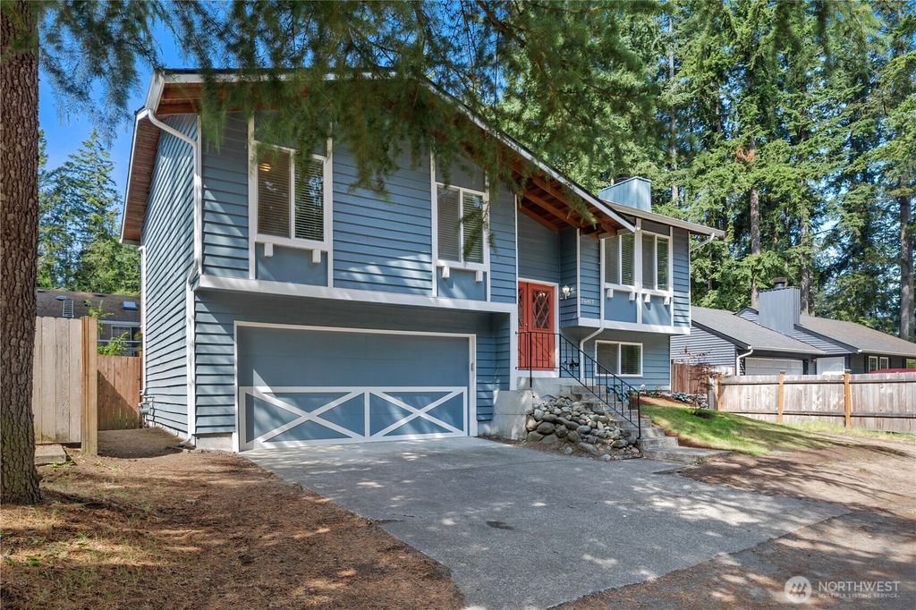 Photo of 26413 Timberlane Drive SE, Covington, WA 98042 (MLS # 2394746)