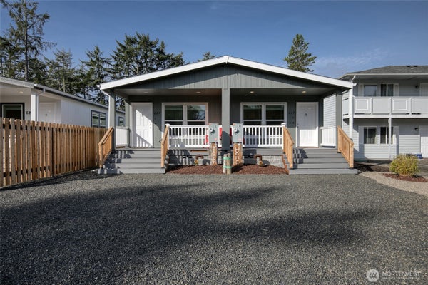 627 SUNSET AVE NE, OCEAN SHORES, WA 98569 - Image e73ae90efbfadfc569cf6336ee09e6f0/1213580836