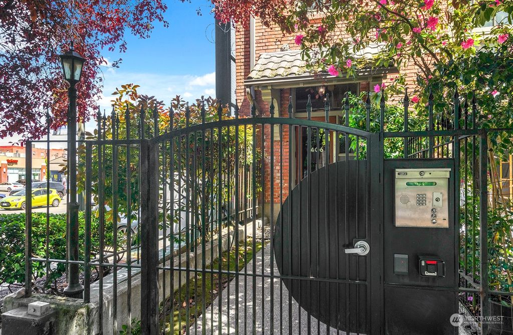 Photo of 1406 Harvard Avenue #7, Seattle, WA 98122 (MLS # 2234572)
