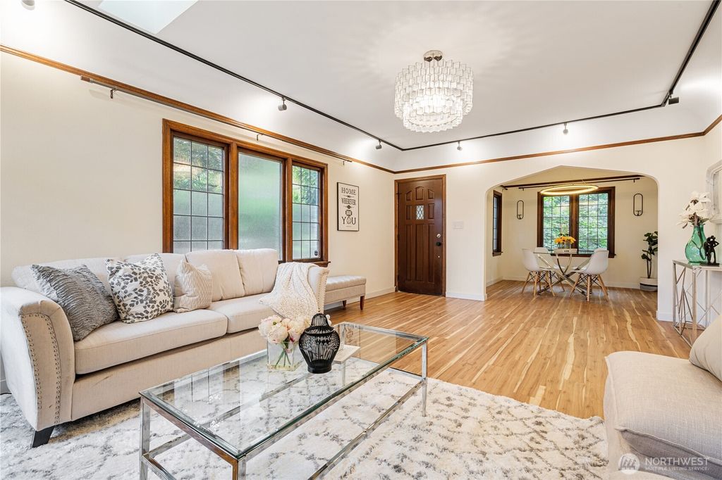 Photo of 6026 35th Avenue NE, Seattle, WA 98115 (MLS # 2417486)