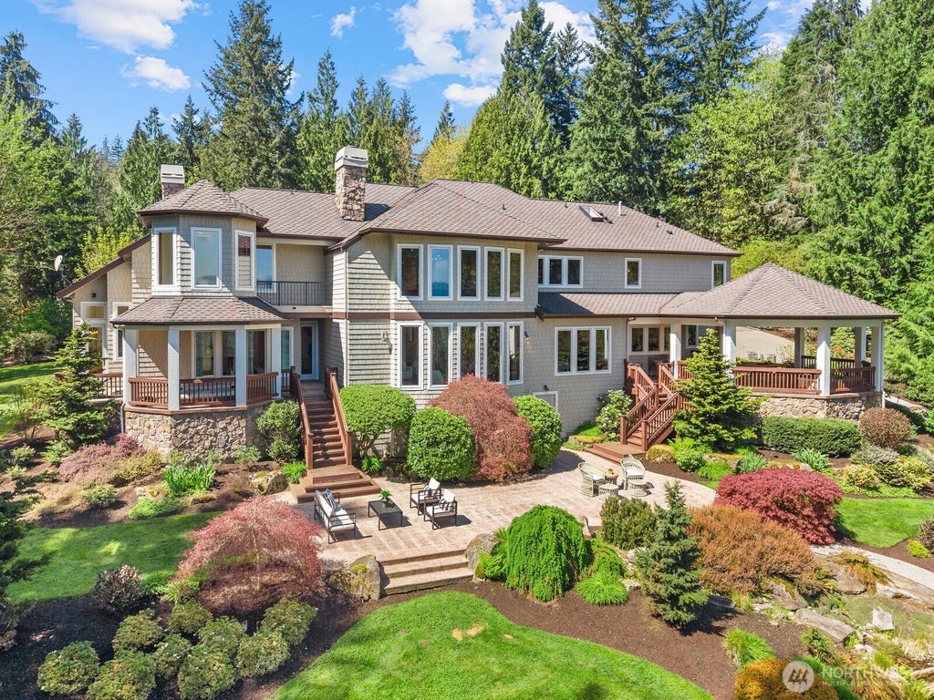 Photo of 13748 242nd Avenue NE, Woodinville, WA 98077 (MLS # 2583459)