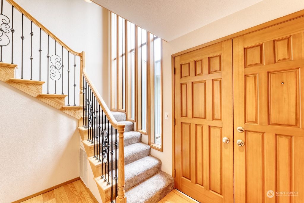 Photo of 17031 SE 323rd Place, Auburn, WA 98092 (MLS # 2241741)