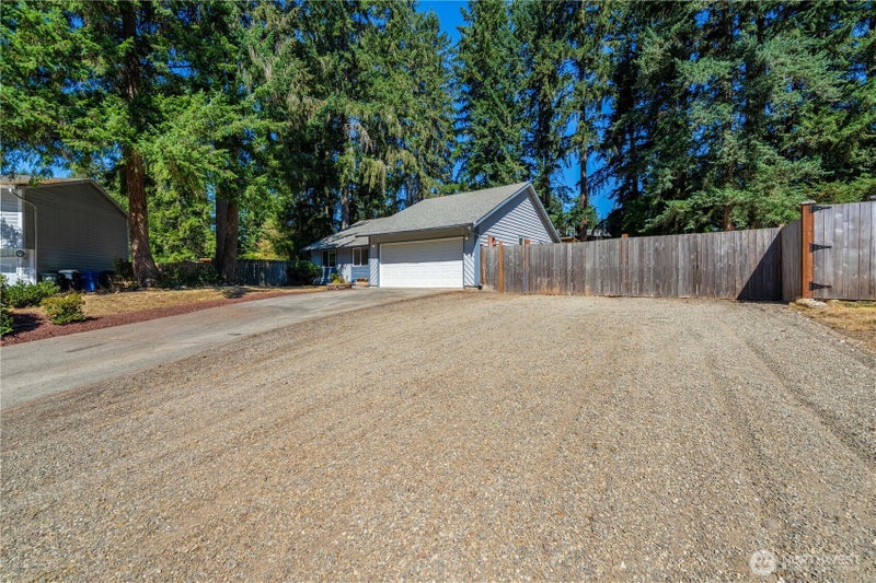 6419 163rd Street Ct E