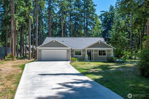 Photo of 311 Rosewood Court, Coupeville, WA 98239 (MLS # 2412878)