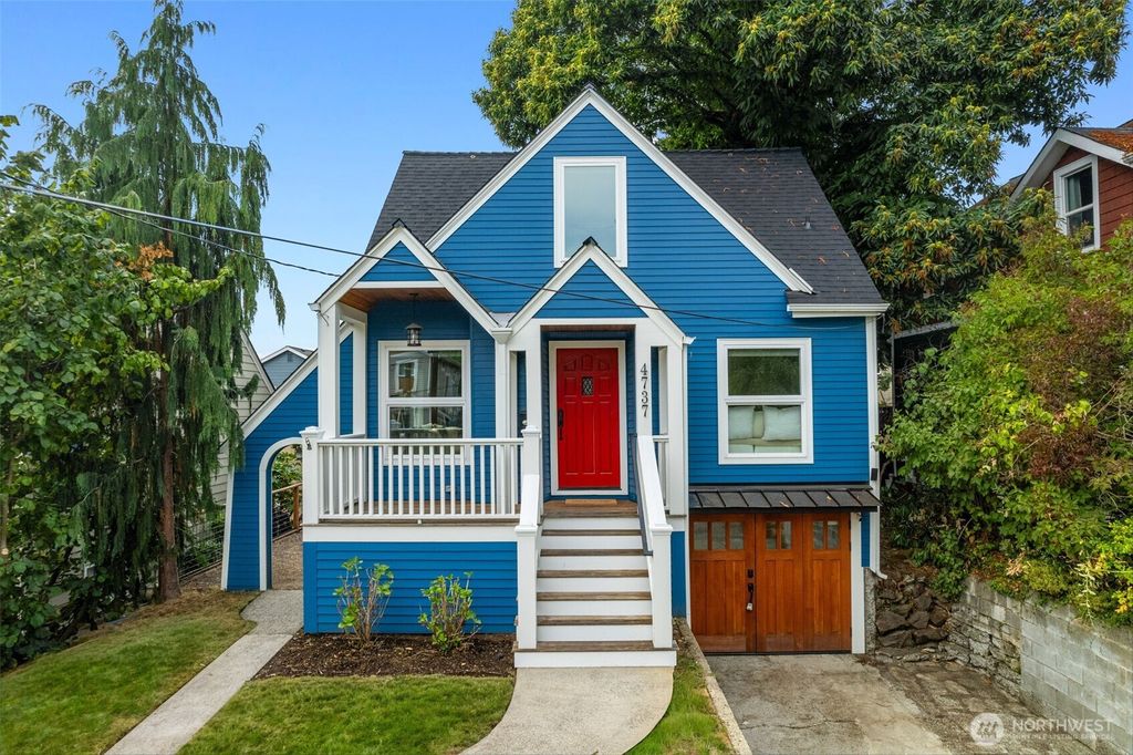 Photo of 4737 34th Ave Ave NE, Seattle, WA 98105 (MLS # 2431129)