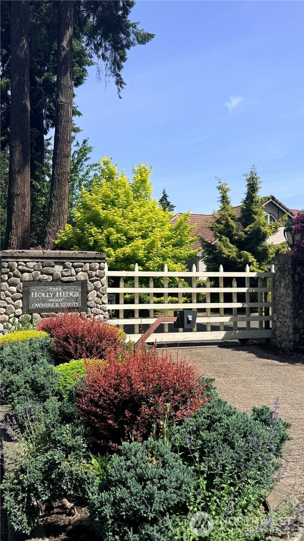 Photo of 7201 Holly Hedge Lane SW #10, Lakewood, WA 98499 (MLS # 2530020)