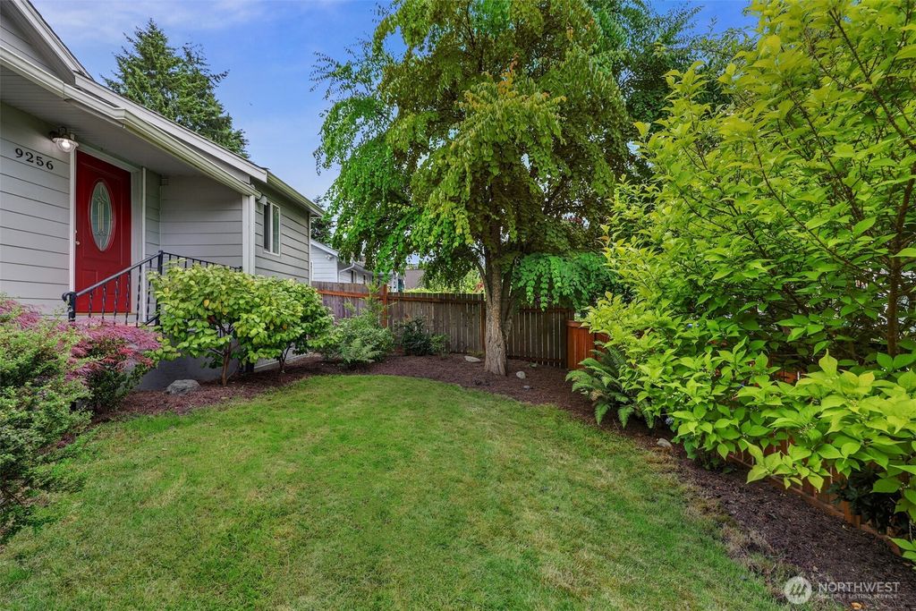 Photo of 9256 Densmore Avenue N, Seattle, WA 98103 (MLS # 2400257)