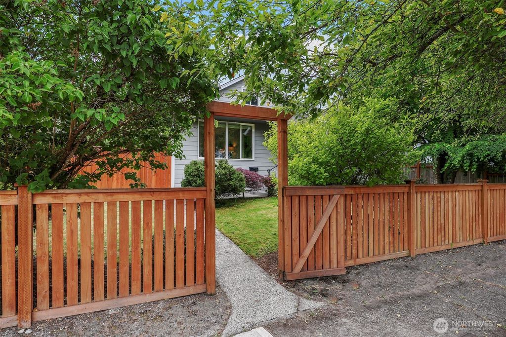 Photo of 9256 Densmore Avenue N, Seattle, WA 98103 (MLS # 2400257)
