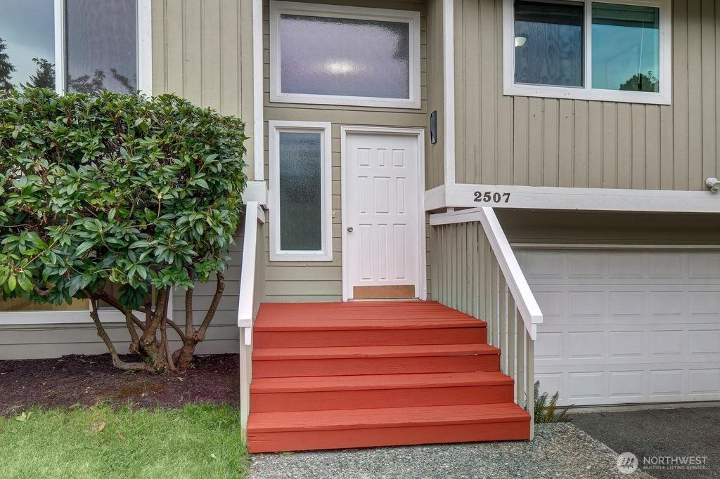 Photo of 2507 173rd Place SE, Bothell, WA 98012 (MLS # 2512836)