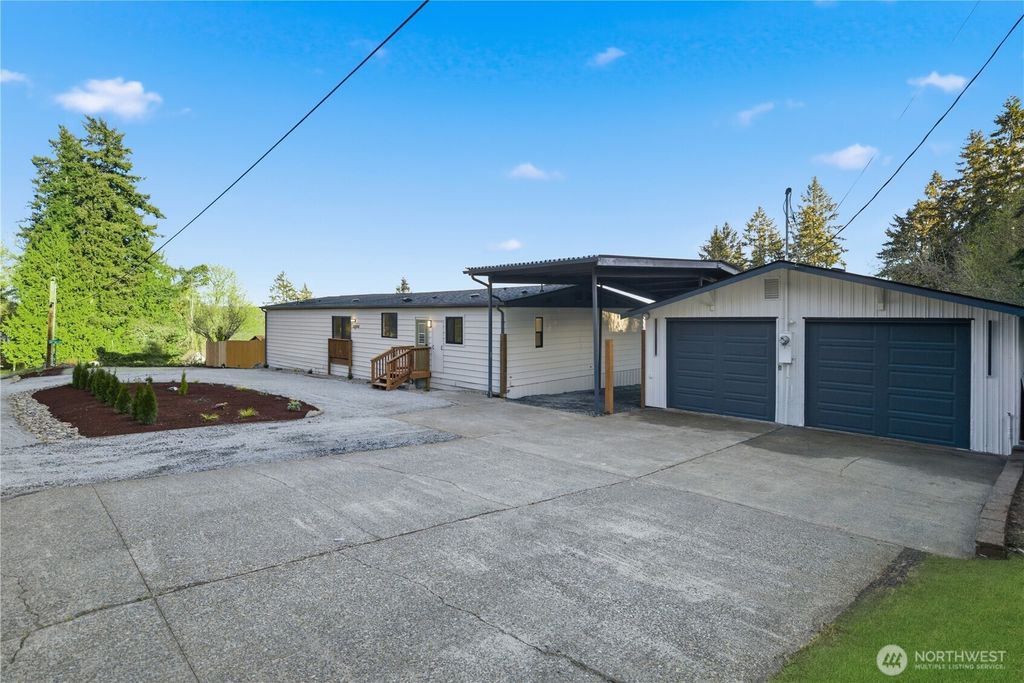 Photo of 12406 104th Street NW, Gig Harbor, WA 98329 (MLS # 2501166)