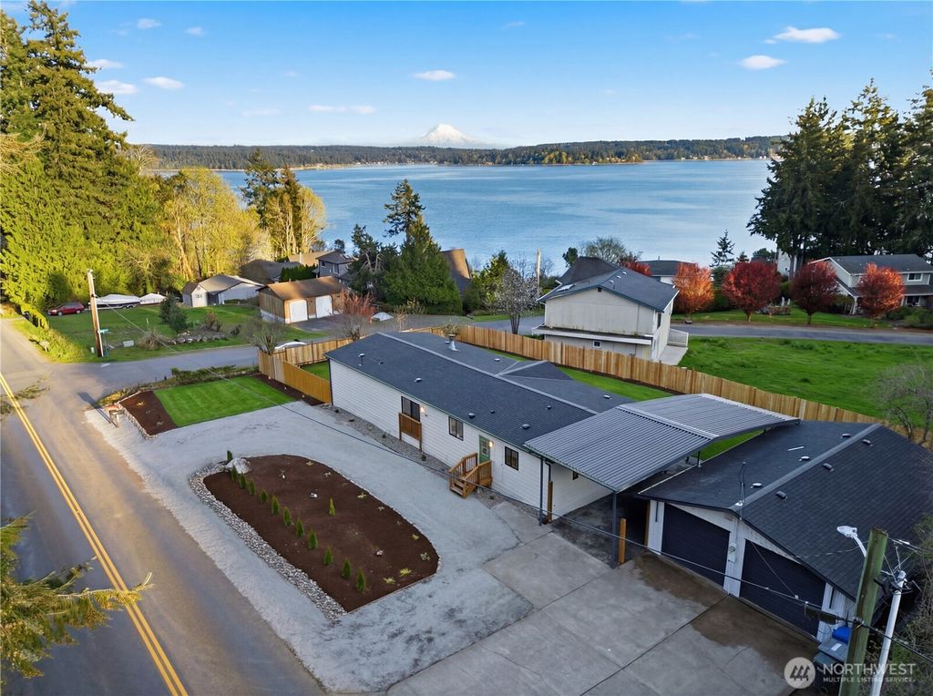 Photo of 12406 104th Street NW, Gig Harbor, WA 98329 (MLS # 2501166)