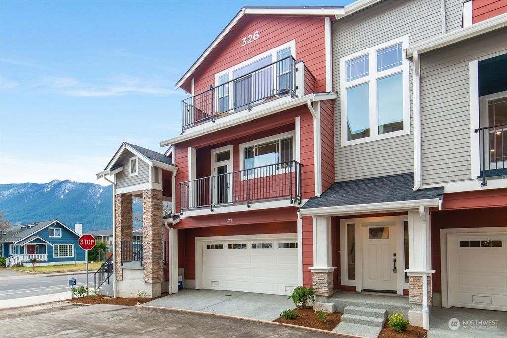 Photo of 326 E Park Street #F1, North Bend, WA 98045 (MLS # 2164981)