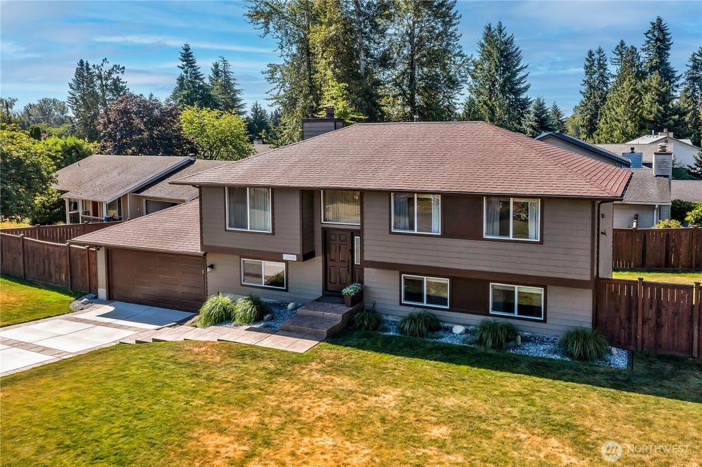 Photo of 12819 SE 259th Street, Kent, WA 98030 (MLS # 2407137)