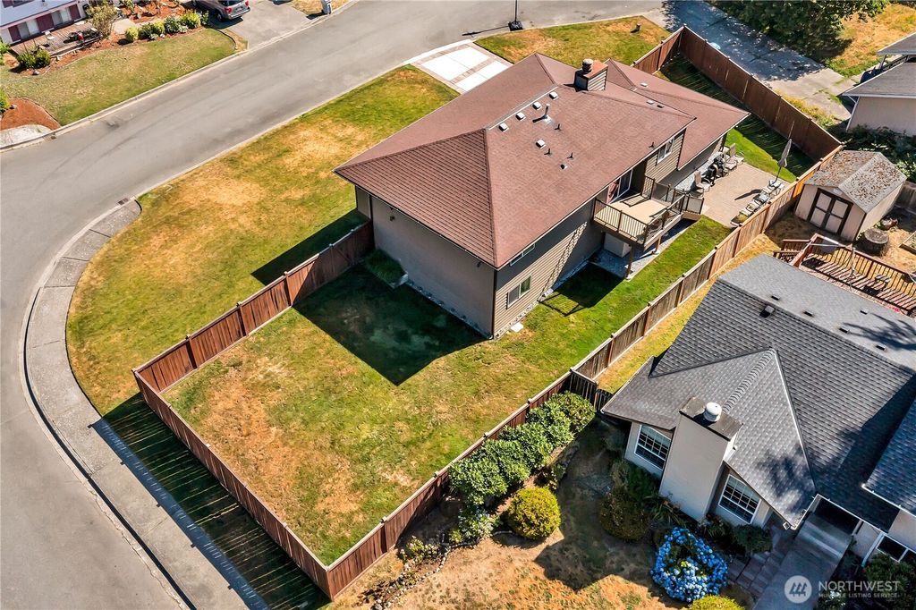 Photo of 12819 SE 259th Street, Kent, WA 98030 (MLS # 2407137)