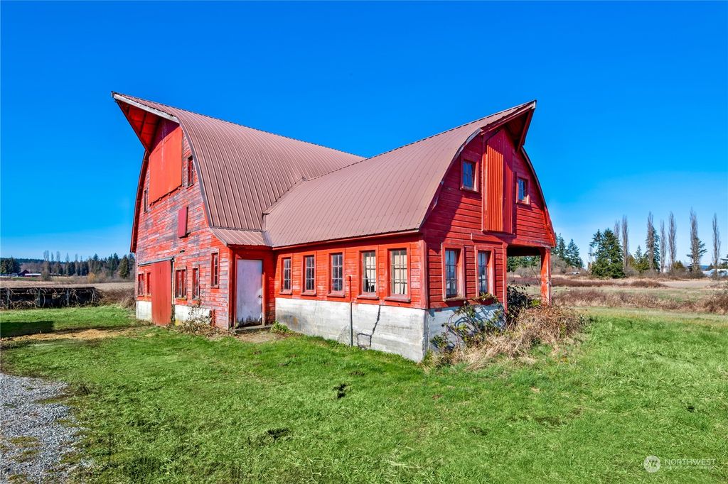 Photo of 16426 19th Avenue NE, Arlington, WA 98223 (MLS # 2040048)