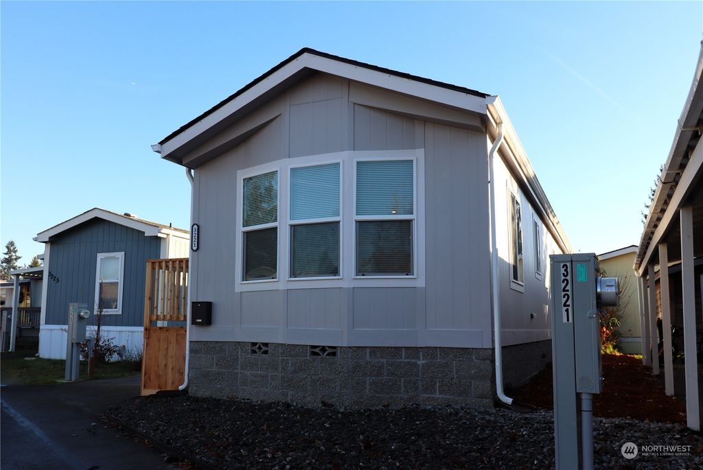 Photo of 3221 S 182nd Place #217, SeaTac, WA 98188 (MLS # 2184168)