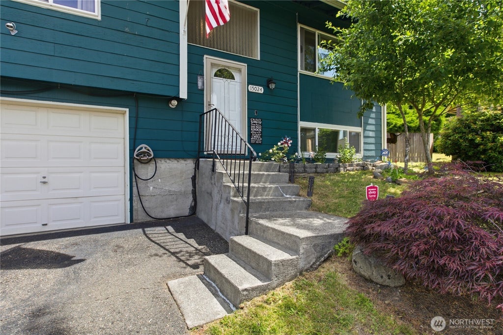 Photo of 15024 SE 253rd Place, Covington, WA 98042 (MLS # 2540588)