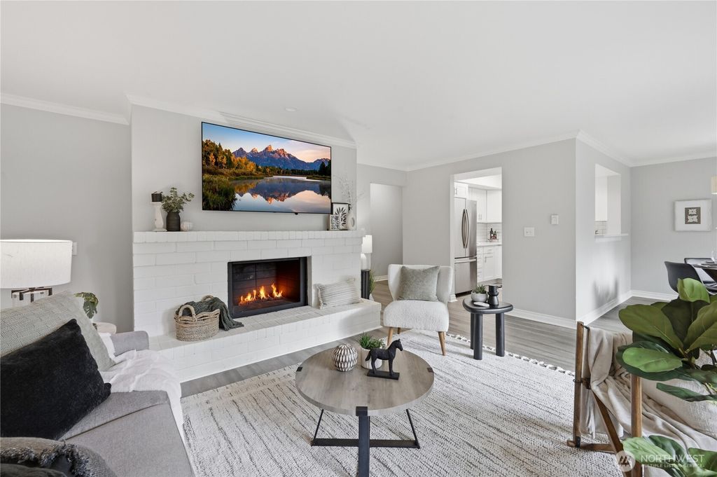 Photo of 12703 NE 129th Court #H202, Kirkland, WA 98034 (MLS # 2494013)