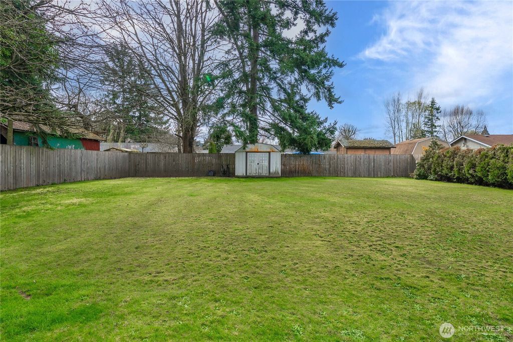 Photo of 737 3rd Avenue NE, Pacific, WA 98047 (MLS # 2491105)