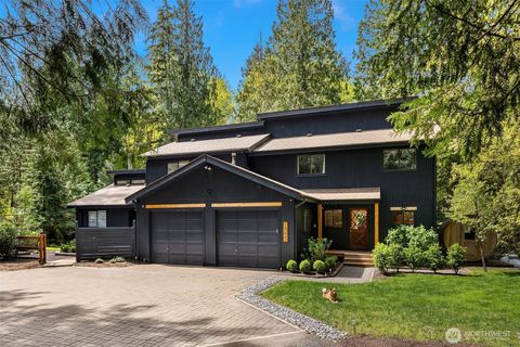 Photo of 14235 248th Place SE, Issaquah, WA 98027 (MLS # 2444149)