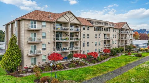 Photo of 1548 River Road #302, Longview, WA 98632 (MLS # 2453250)