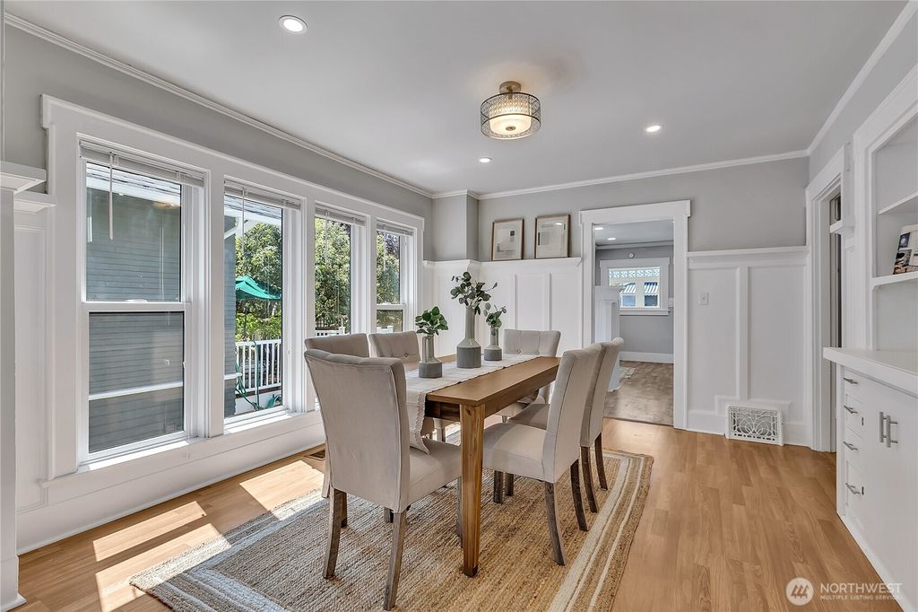 Photo of 3829 Burke Avenue N, Seattle, WA 98103 (MLS # 2417941)