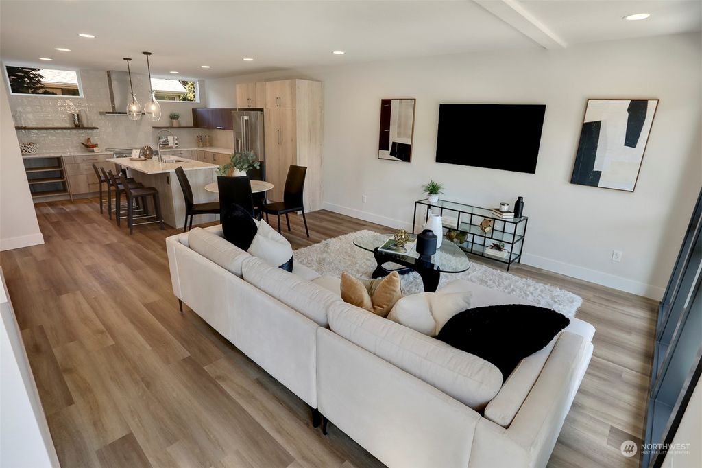 Photo of 520 A N 48th Street, Seattle, WA 98103 (MLS # 2183927)