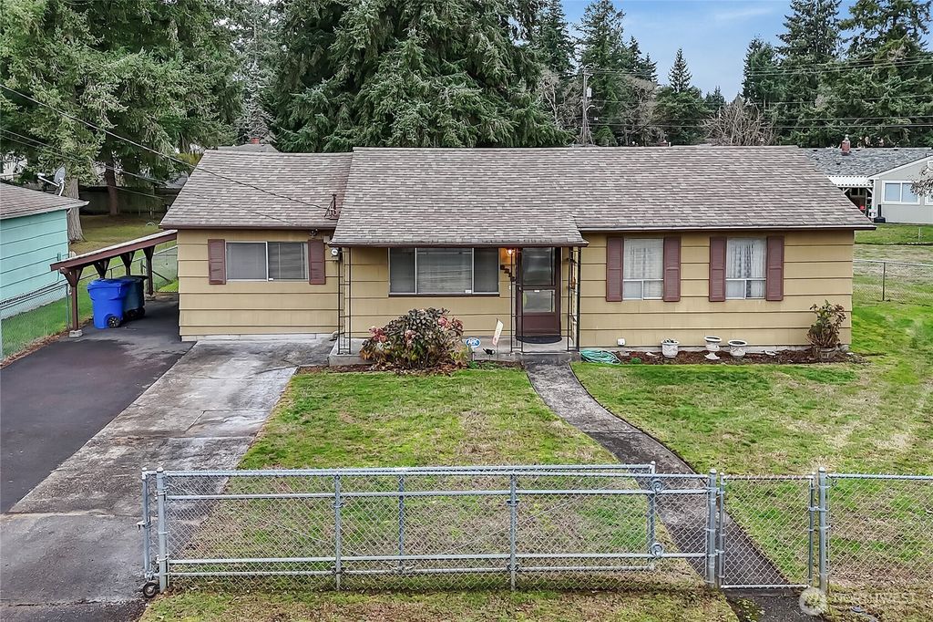 Photo of 8216 John Dower Rd SW Rd, Lakewood, WA 98499 (MLS # 2459773)