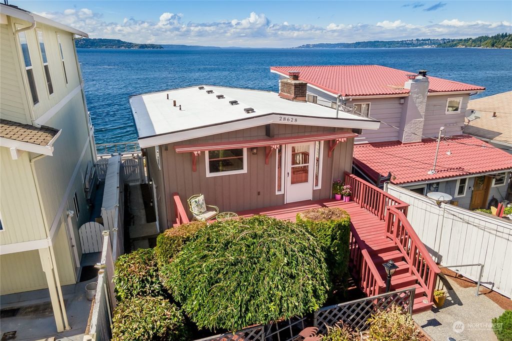 Photo of 28628 Redondo Beach Drive S, Des Moines, WA 98198 (MLS # 2147728)