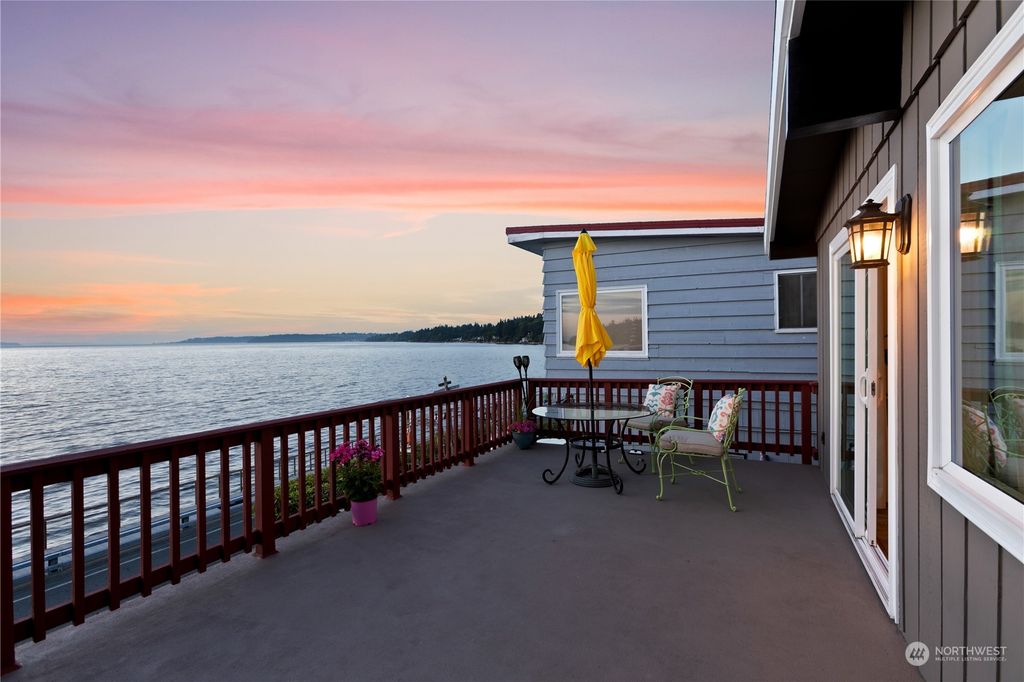 Photo of 28628 Redondo Beach Drive S, Des Moines, WA 98198 (MLS # 2147728)