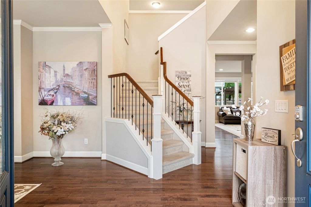 Photo of 100 Hoquiam Place NE, Renton, WA 98059 (MLS # 2339001)