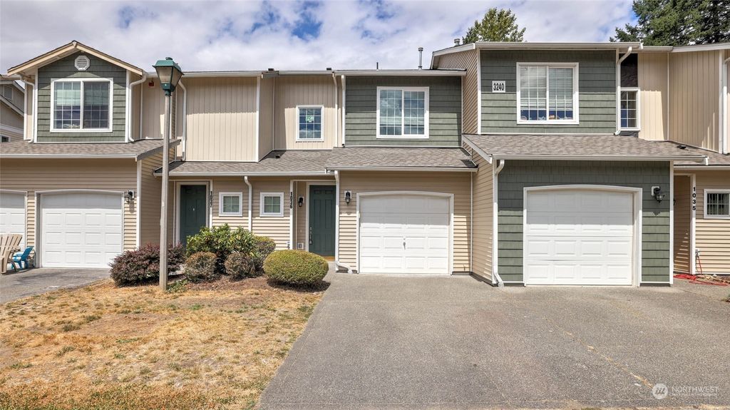 Photo of 3240 SE 12th Street #1036, Renton, WA 98058 (MLS # 2141286)