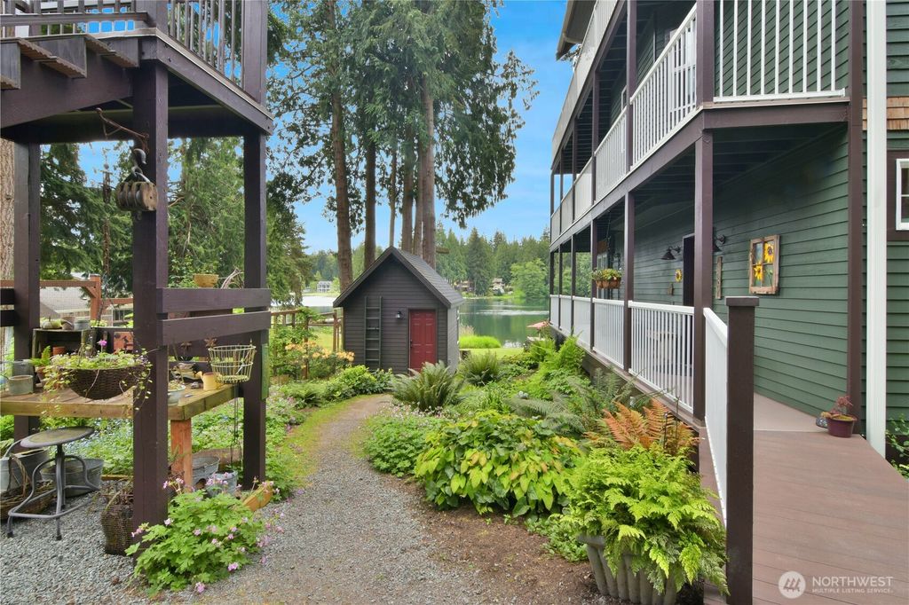 Photo of 8408 317th Place NW, Stanwood, WA 98292 (MLS # 2522490)