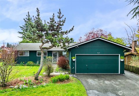 Photo of 927 S 240th Place, Des Moines, WA 98198 (MLS # 2501574)