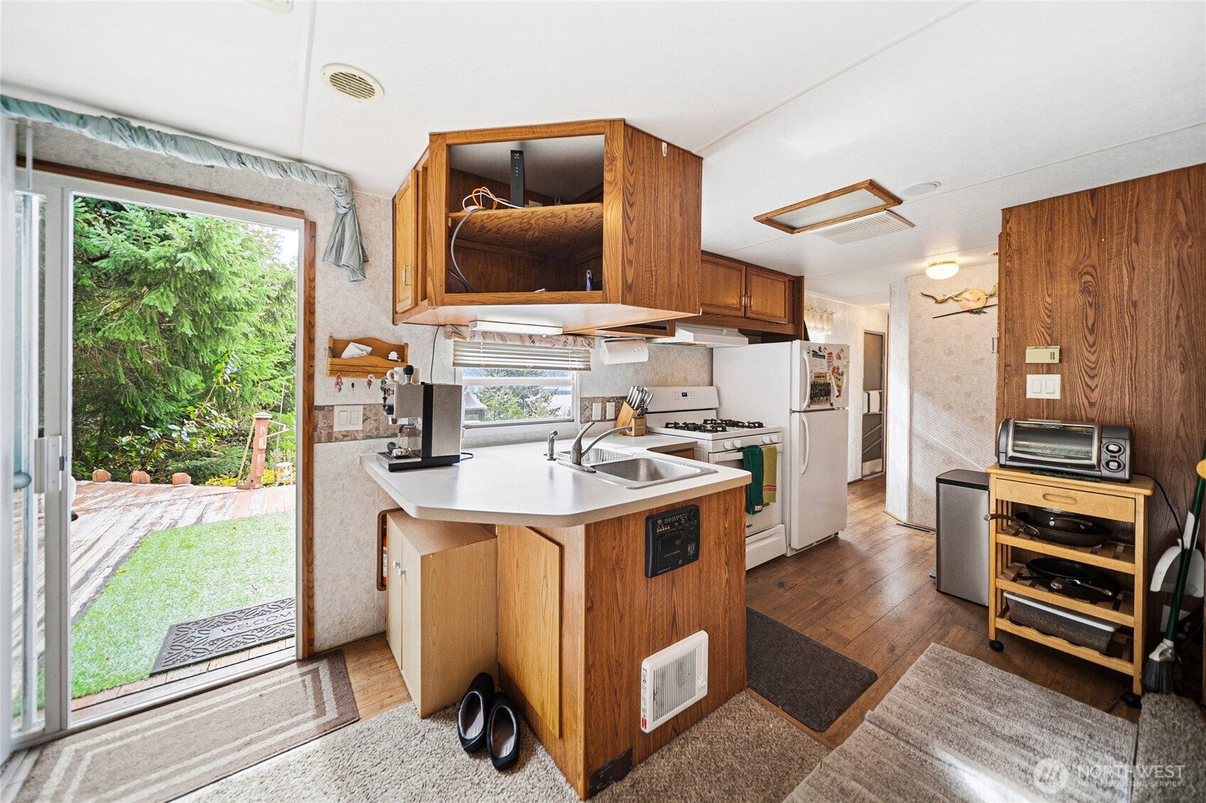 93 NE Marine View Drive