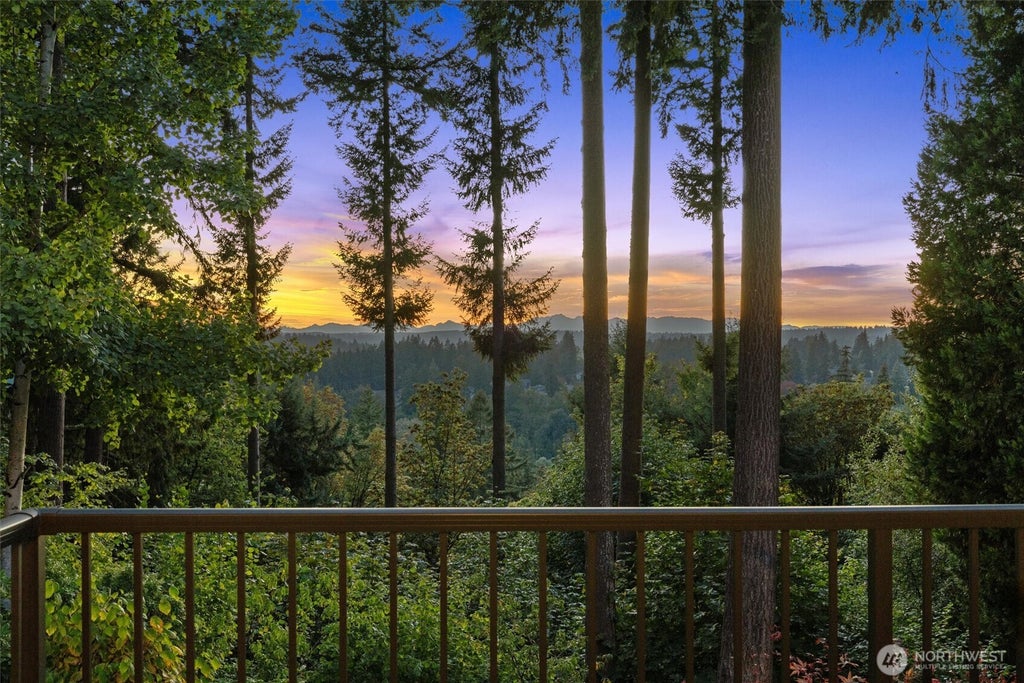 Photo of 17315 102nd Ave AVE NE, Bothell, WA 98011 (MLS # 2588487)