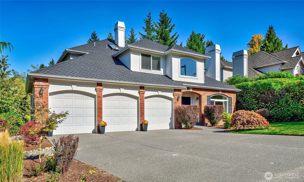 Photo of 16602 SE 57th Place, Bellevue, WA 98006 (MLS # 2435332)