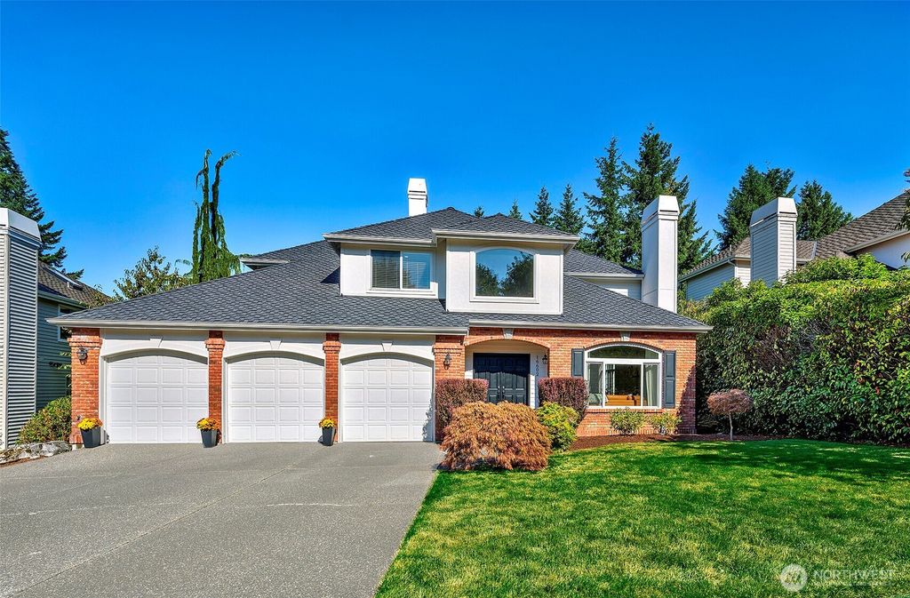 Photo of 16602 SE 57th Place, Bellevue, WA 98006 (MLS # 2435332)