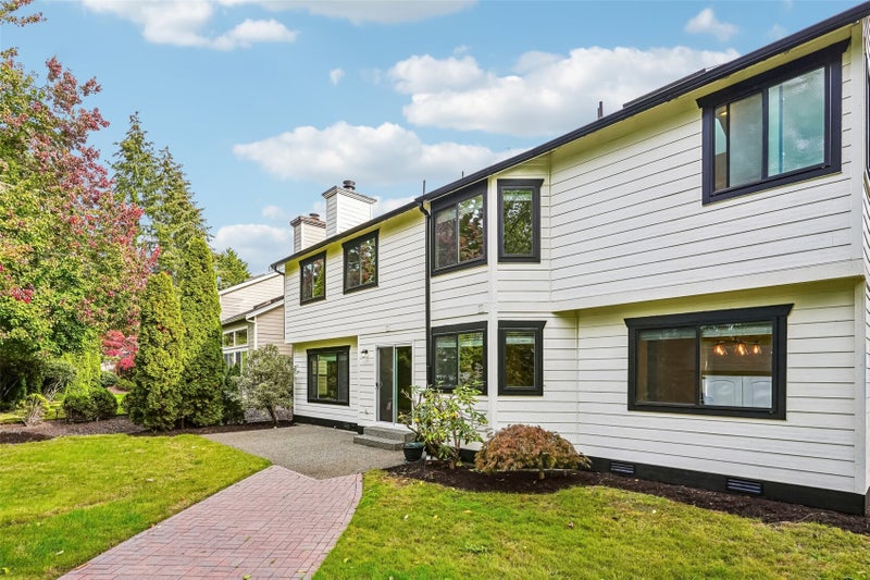 811 SW 328th Court