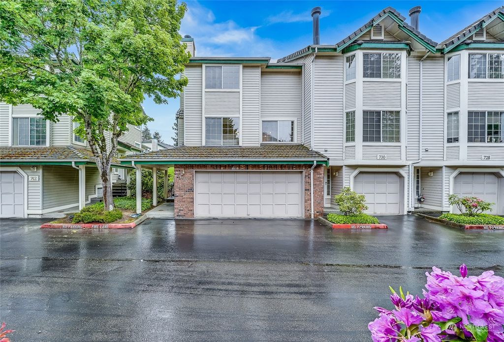 Photo of 732 122nd Avenue NE, Bellevue, WA 98005 (MLS # 2239279)