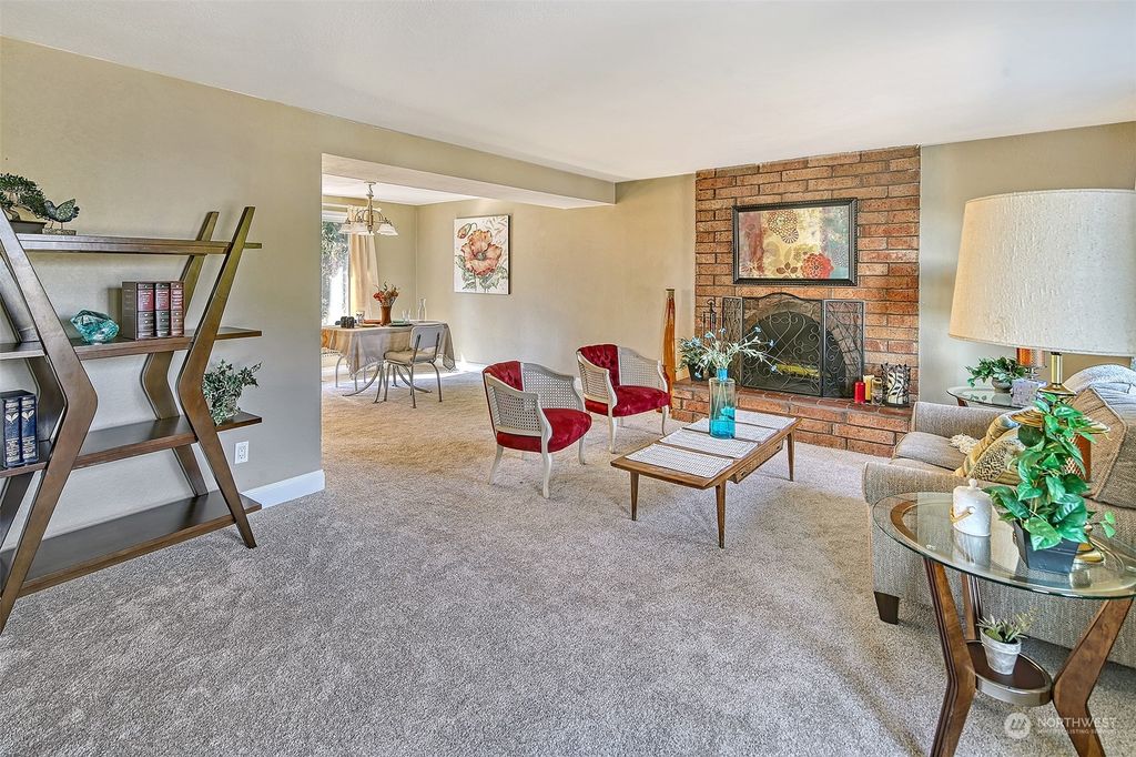 Photo of 5122 131st Place SE, Everett, WA 98208 (MLS # 2005129)