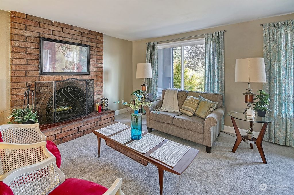 Photo of 5122 131st Place SE, Everett, WA 98208 (MLS # 2005129)