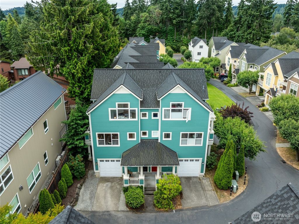 Photo of 346 Wyatt Way NE #10, Bainbridge Island, WA 98110 (MLS # 2481858)