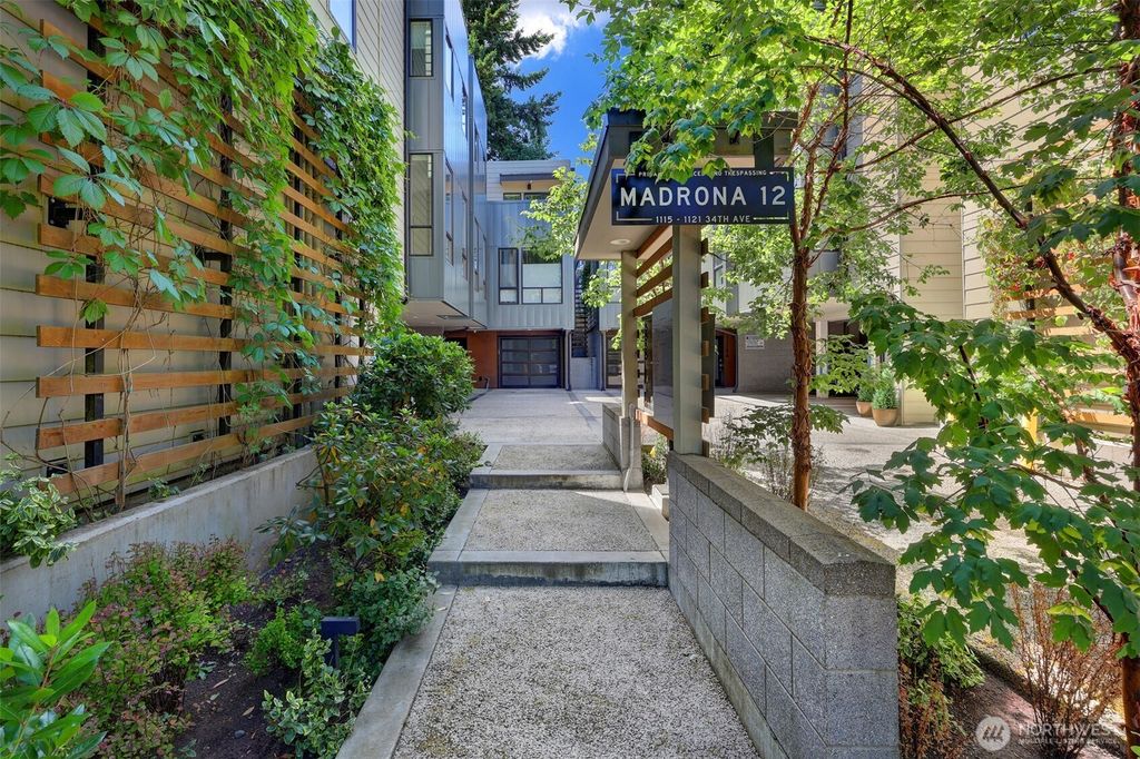 Photo of 1117 34th Avenue #B, Seattle, WA 98122 (MLS # 2467242)