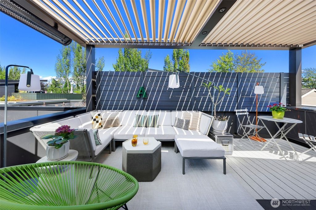 Photo of 1117 34th Avenue #B, Seattle, WA 98122 (MLS # 2467242)