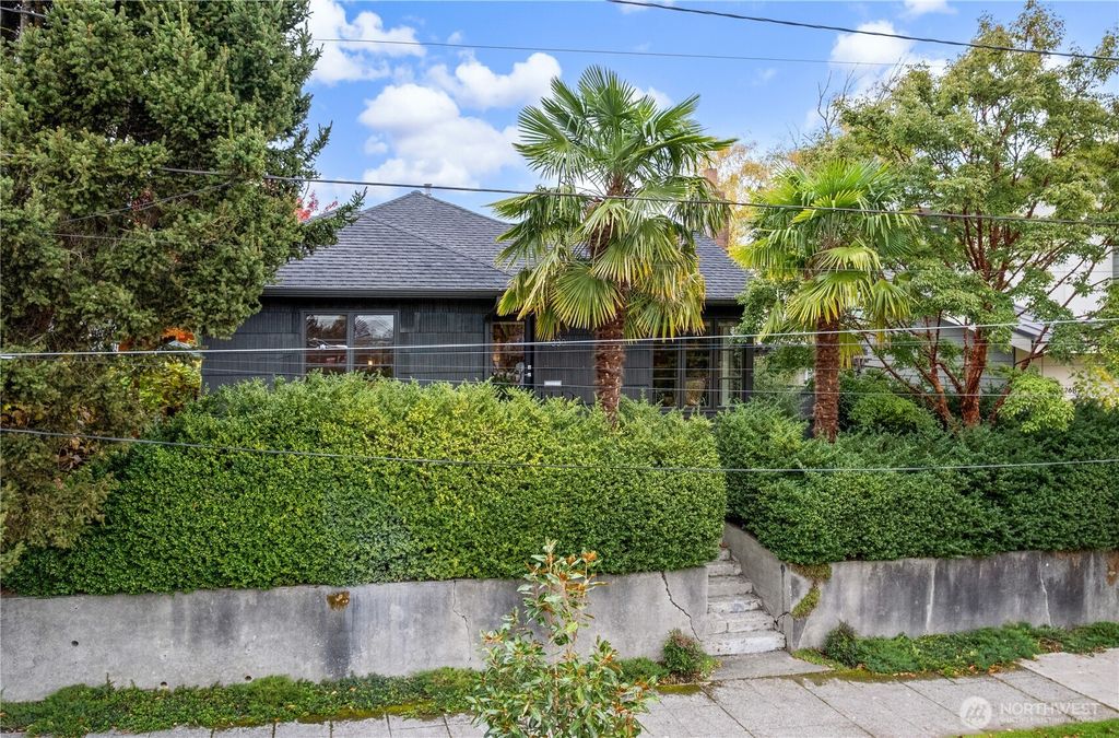 Photo of 7330 11th Avenue NE, Seattle, WA 98115 (MLS # 2449666)