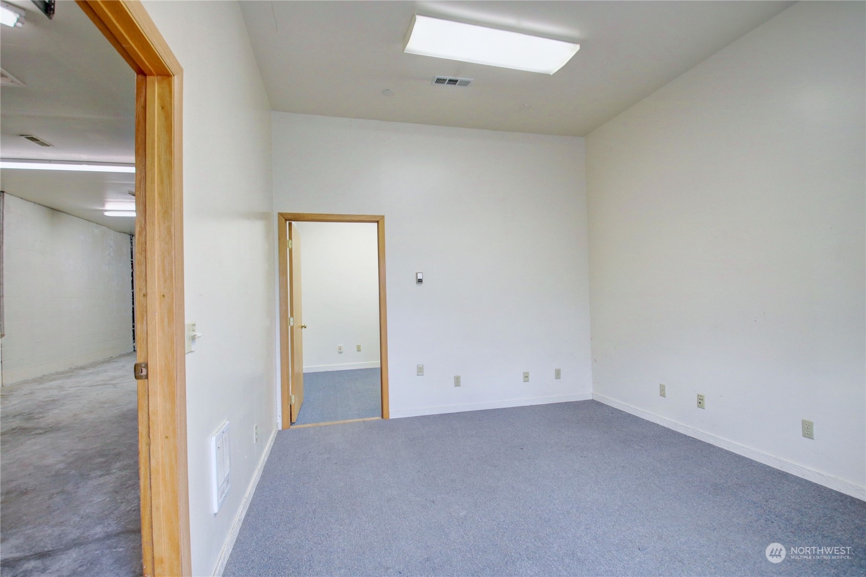 1101 Dale Lane