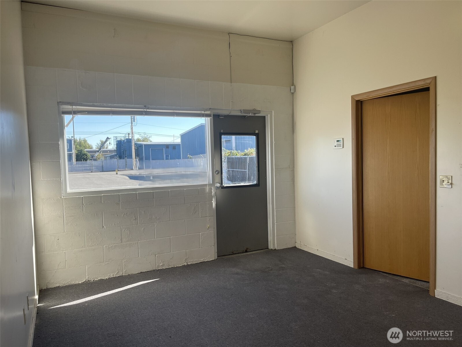 1101 Dale Lane
